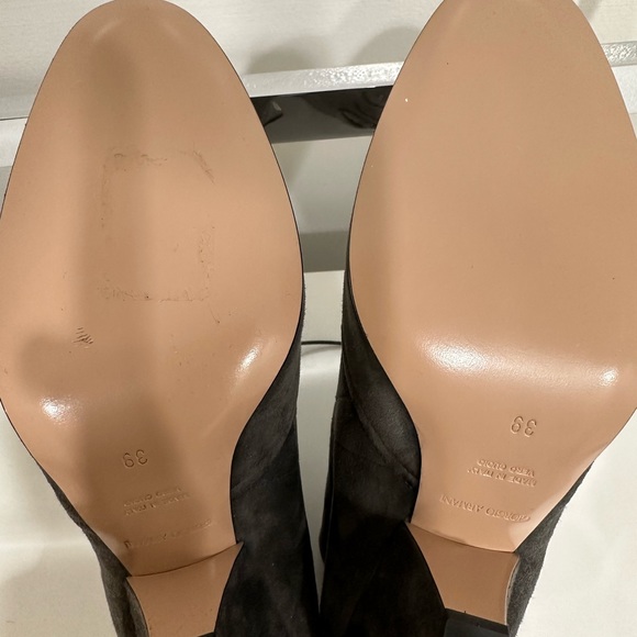 Runway Giorgio Armani Gray Suede boots - Picture 5 of 6